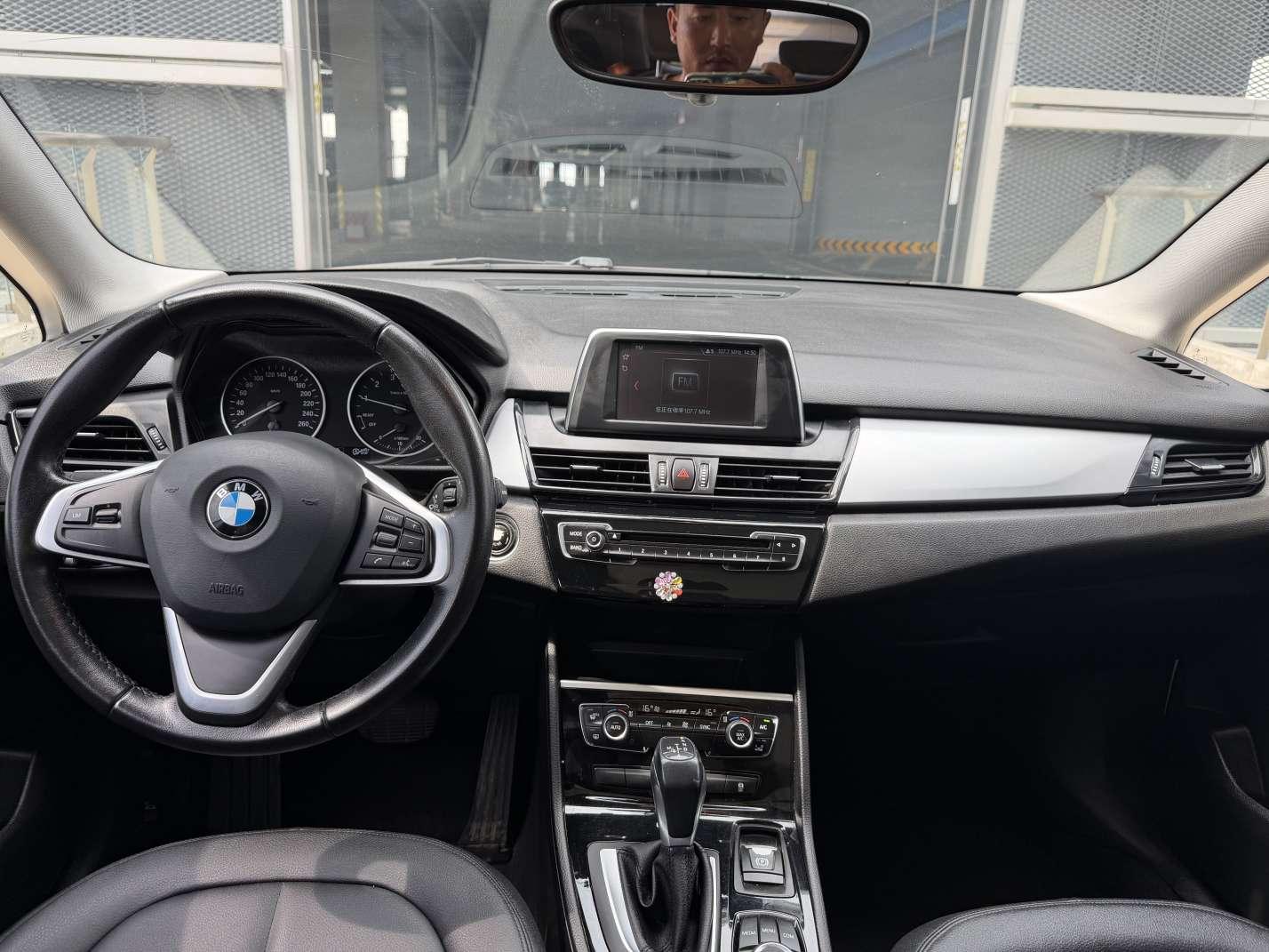 BMW 2 серии Active Tourer 2016 thumb 5
