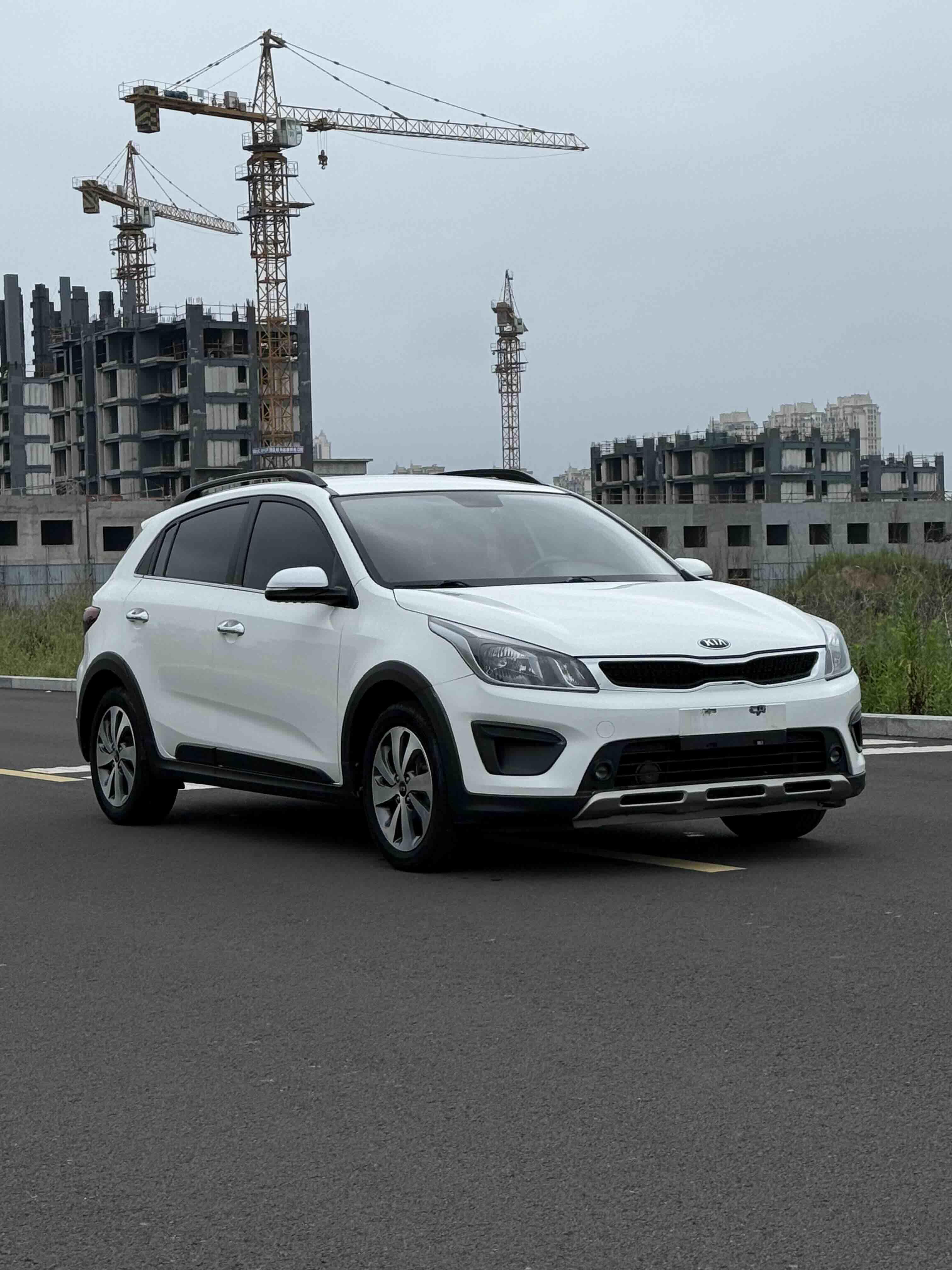 Kia Rio 2017 thumb 10