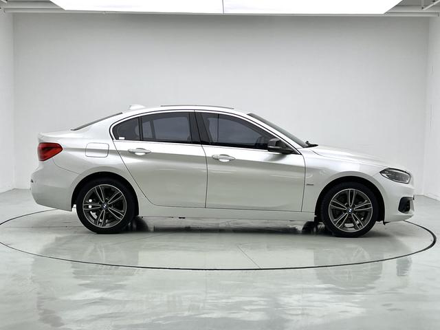 BMW 1 серии 2018 thumb 6