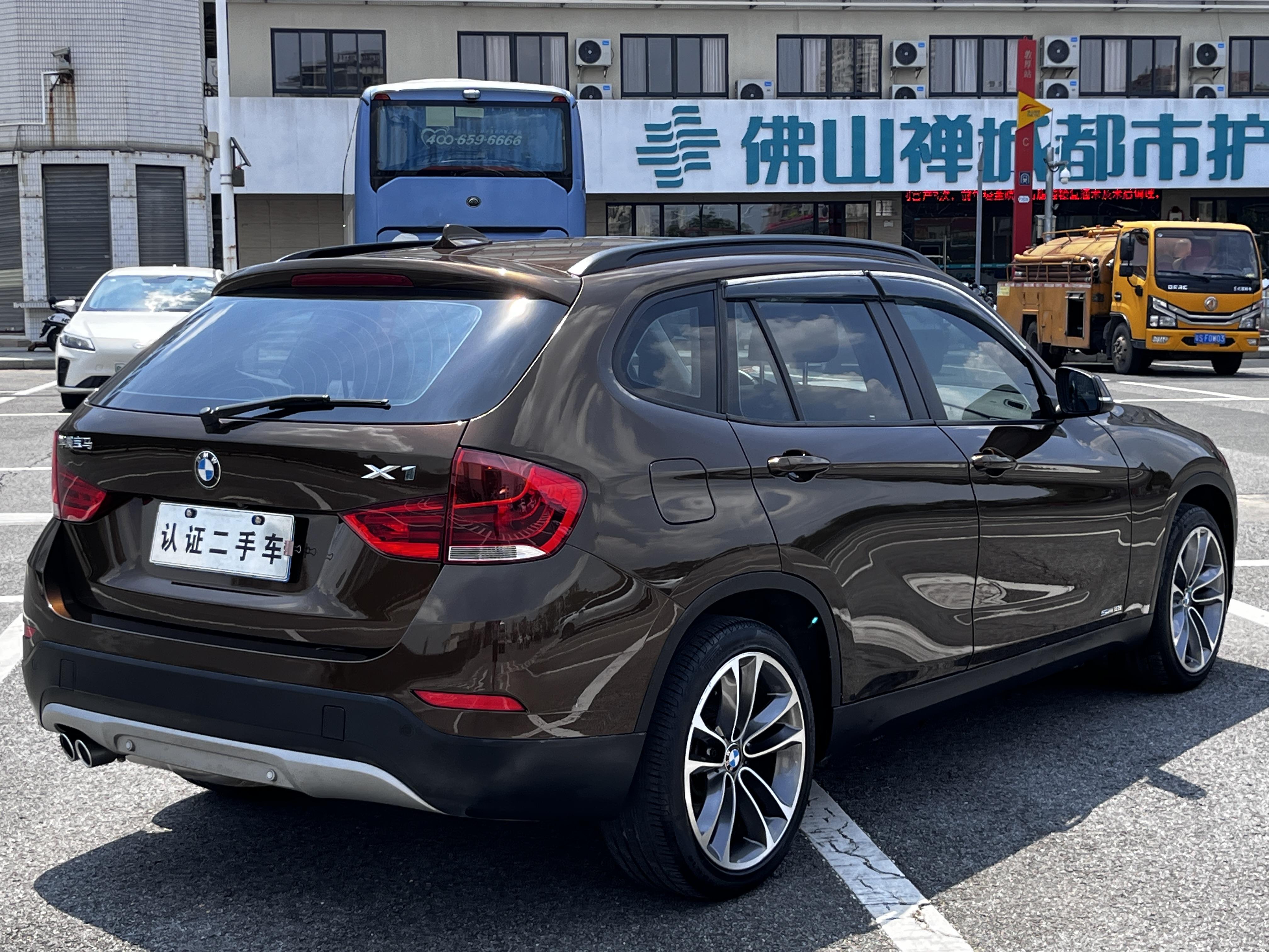 BMW X1 2015 thumb 5