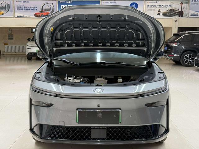 Toyota 3X 2025 thumb 5