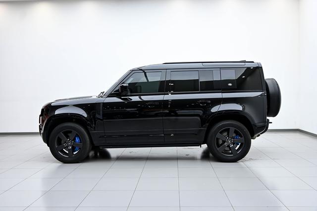 Land Rover Defender 2024 thumb 2