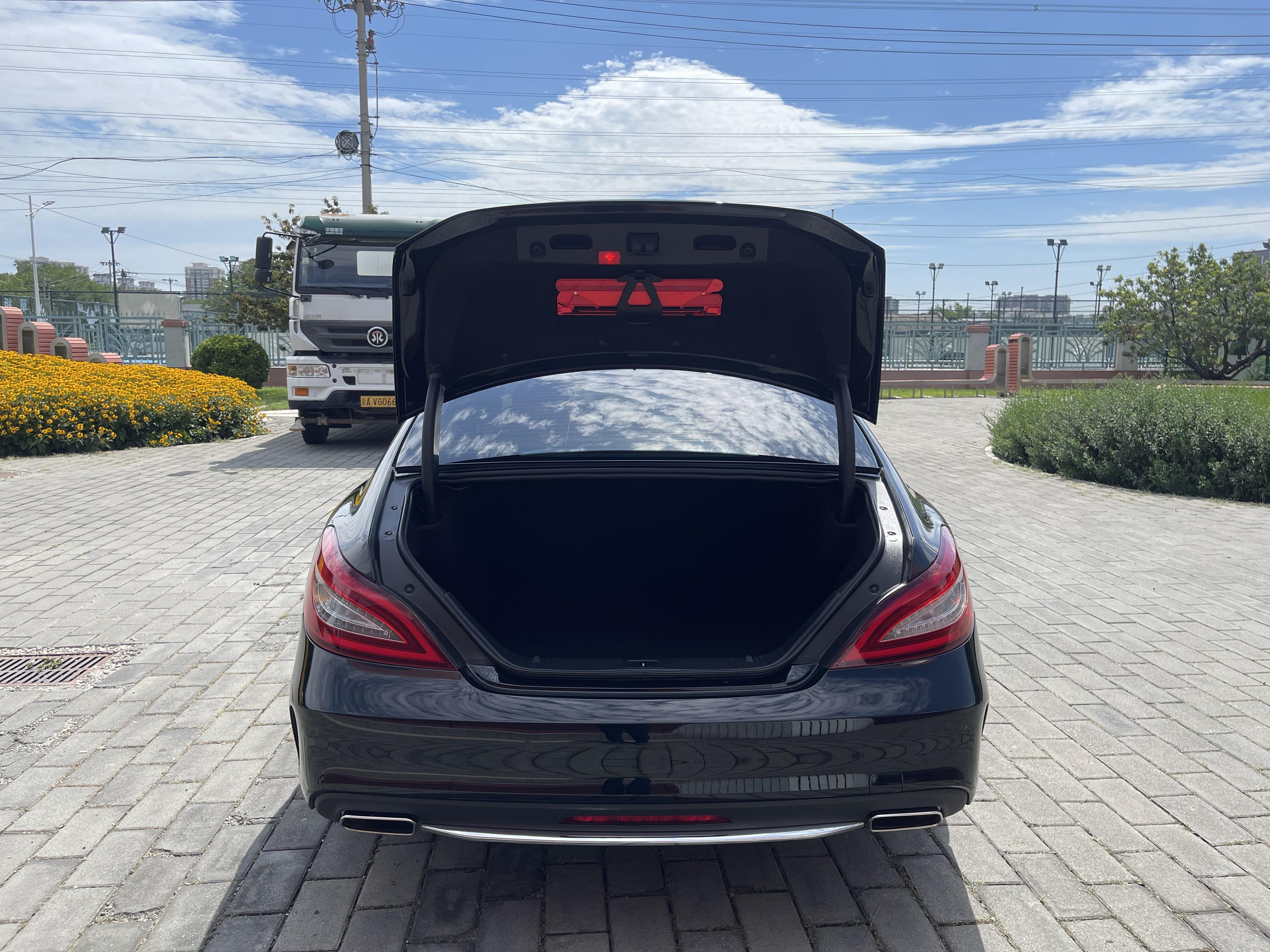 Mercedes-Benz CLS 2015 thumb 12
