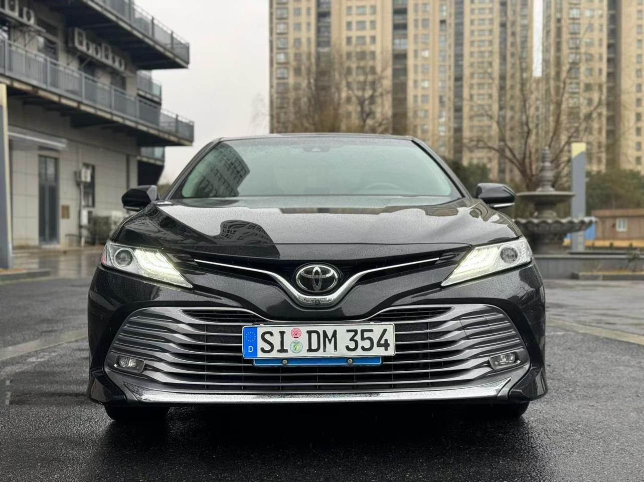 Toyota Camry 2018 thumb 9