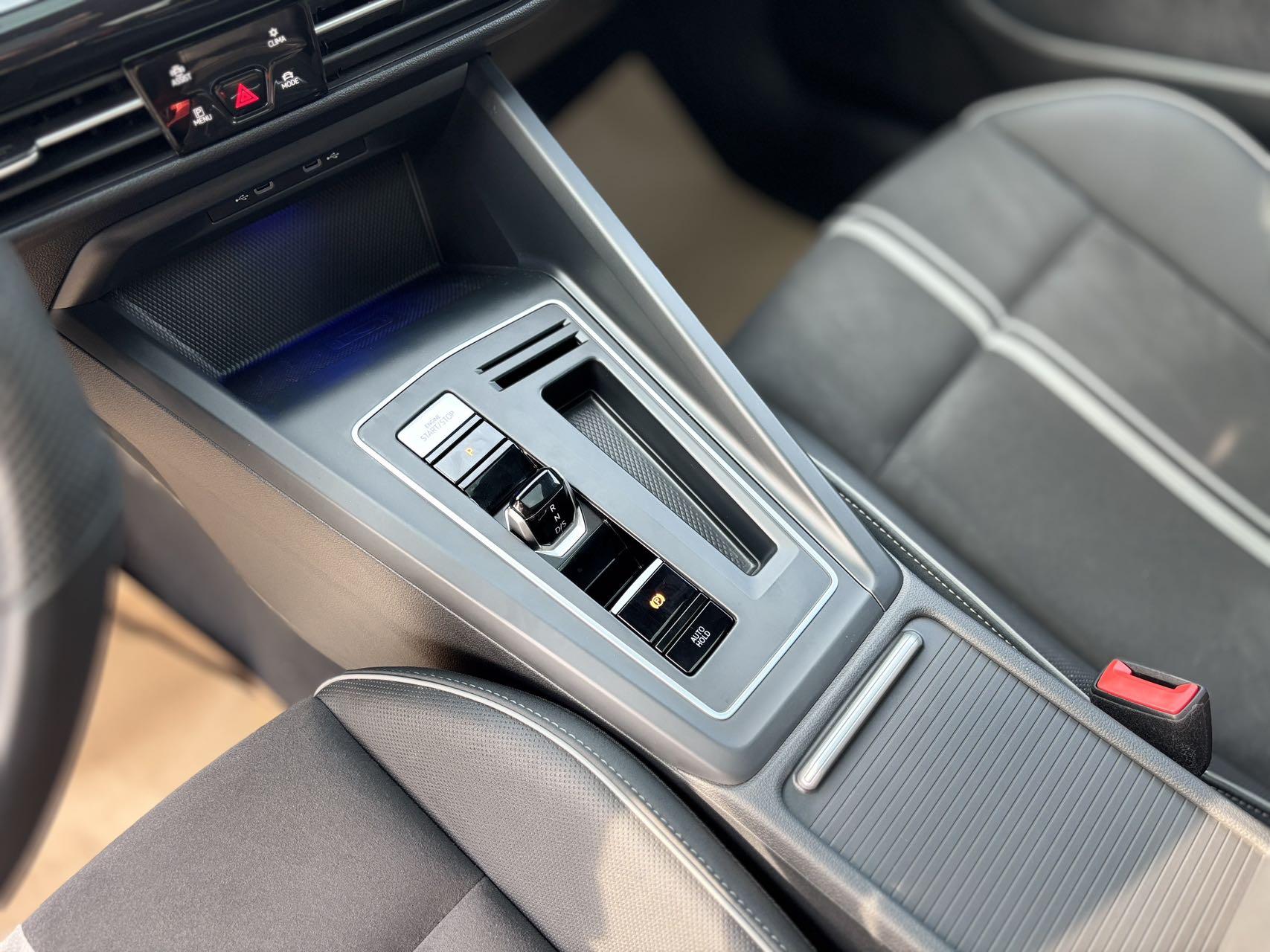 Volkswagen Golf Sportsvan 2023 thumb 8