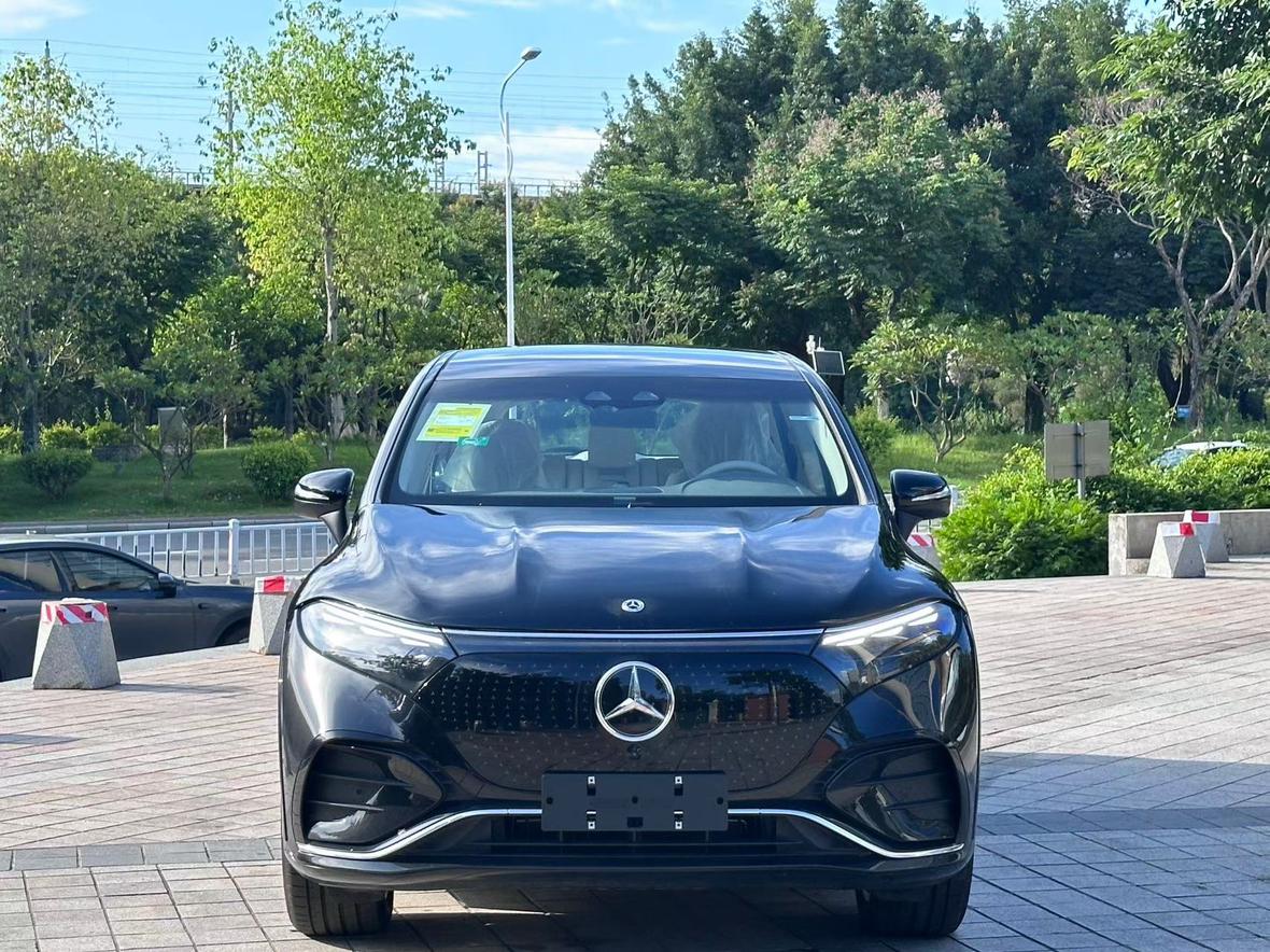 Mercedes-Benz EQS SUV 2025 thumb 10