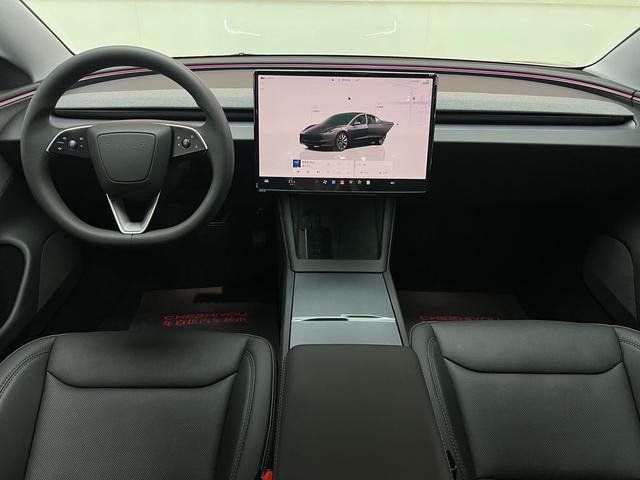 Tesla Model 3 2025 thumb 10