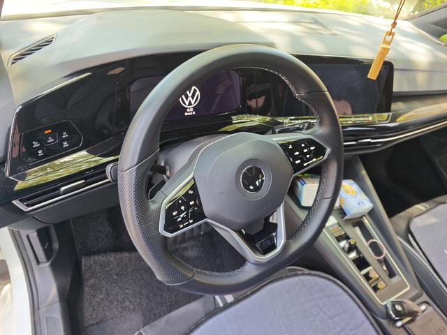 Volkswagen Golf Sportsvan 2021 thumb 9