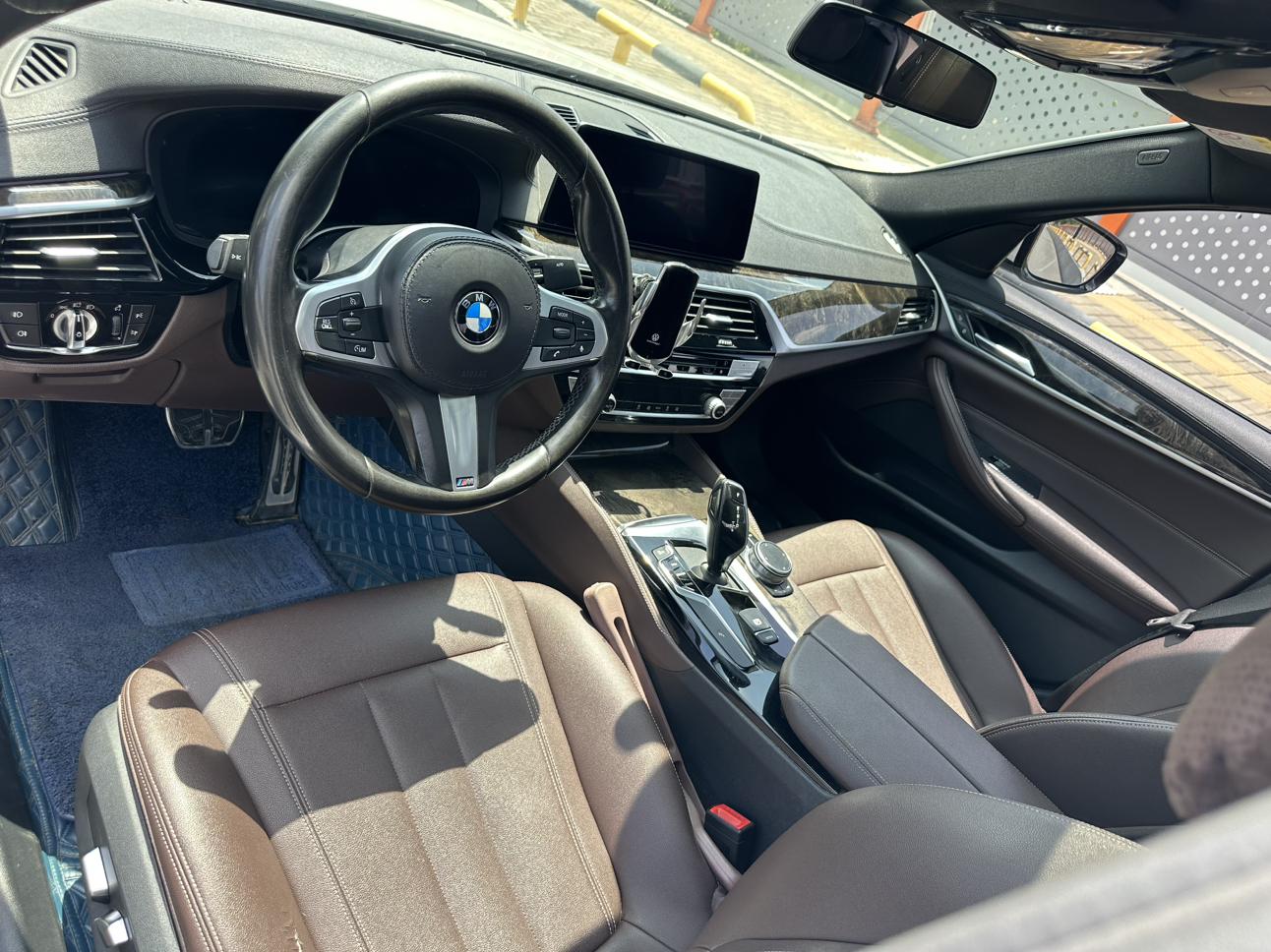 BMW 5 серии 2019 thumb 10