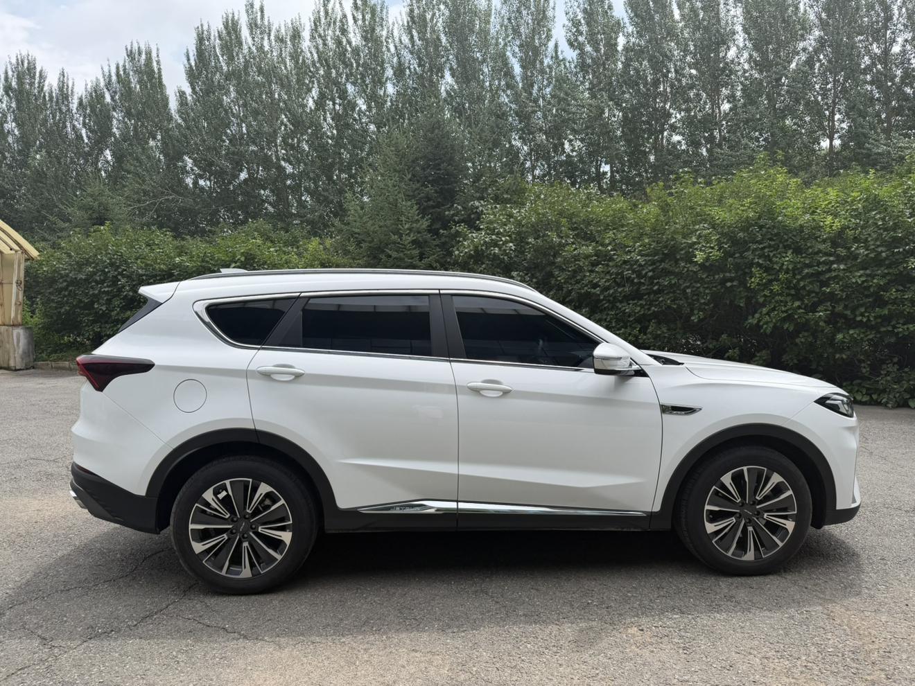 JETOUR X70 PLUS 2025 thumb 4