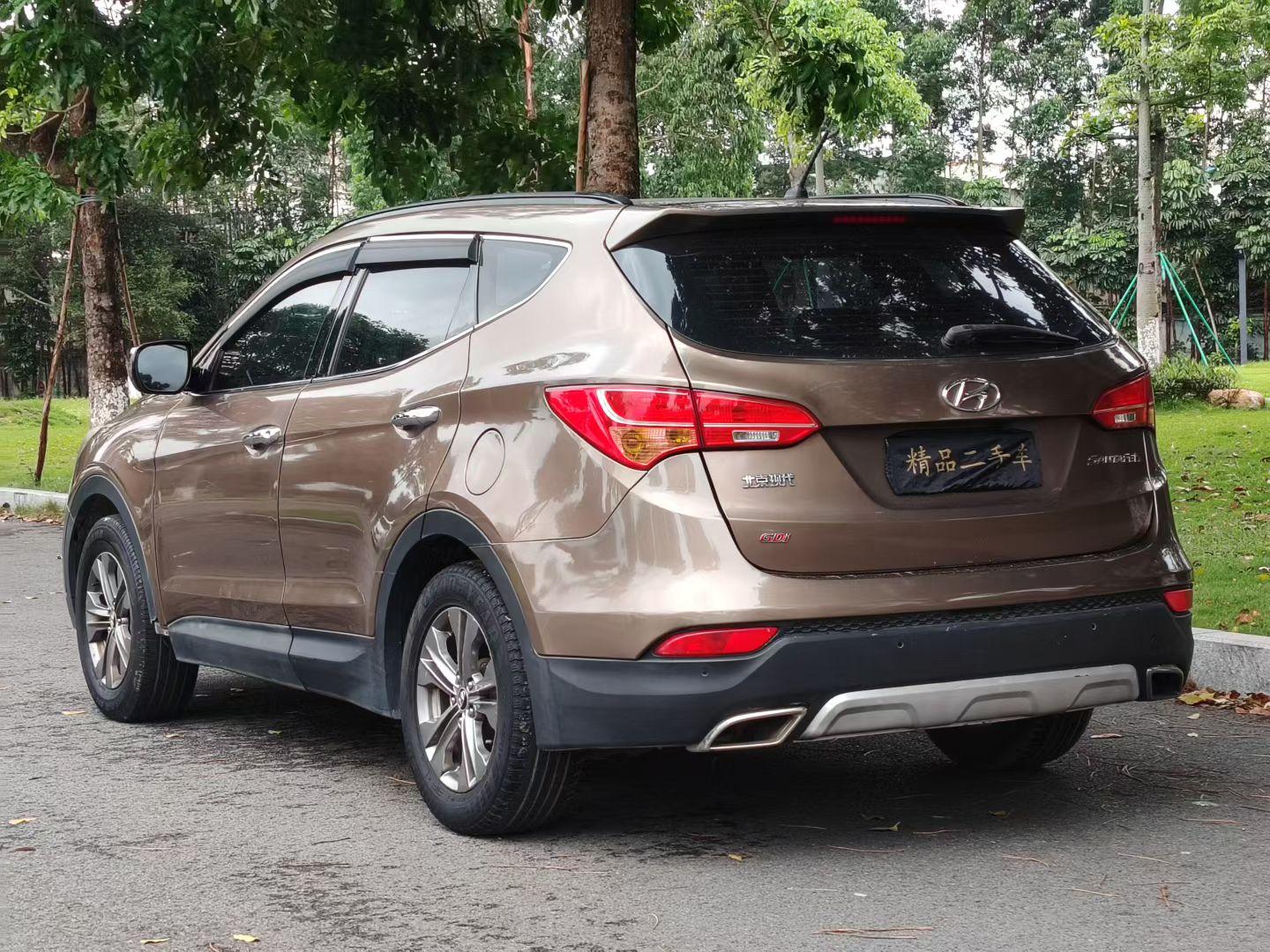 Hyundai Santa Fe 2013 thumb 11