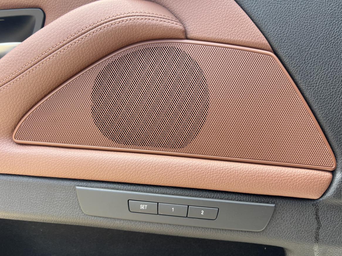 BMW 5 серии 2017 thumb 5