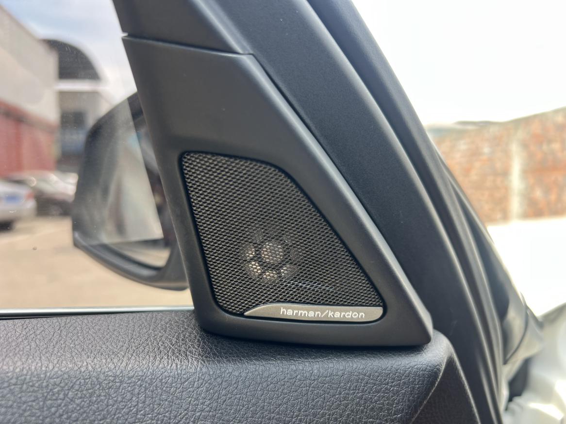 BMW 5 серии 2017 thumb 6