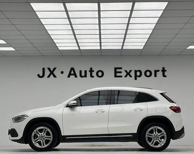 Mercedes-Benz GLA 2020 thumb 2