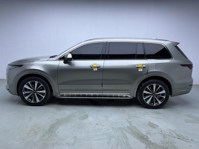 Lixiang (Li Auto) One 2020 thumb 2