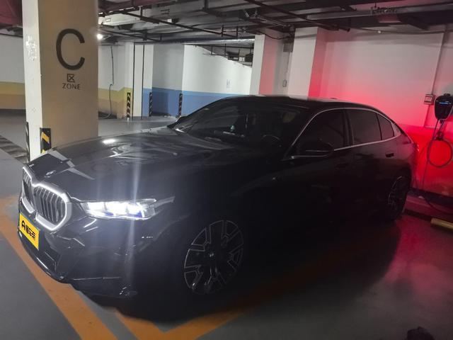 BMW 5 серии 2024 thumb 4