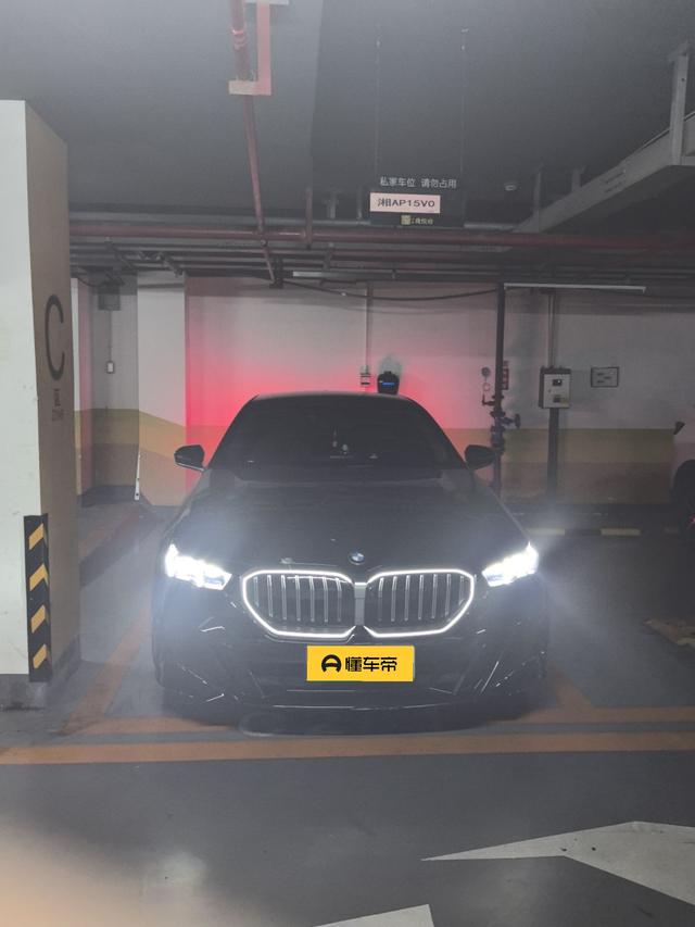 BMW 5 серии 2024 thumb 6