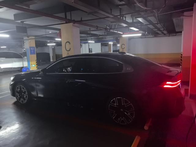BMW 5 серии 2024 thumb 7