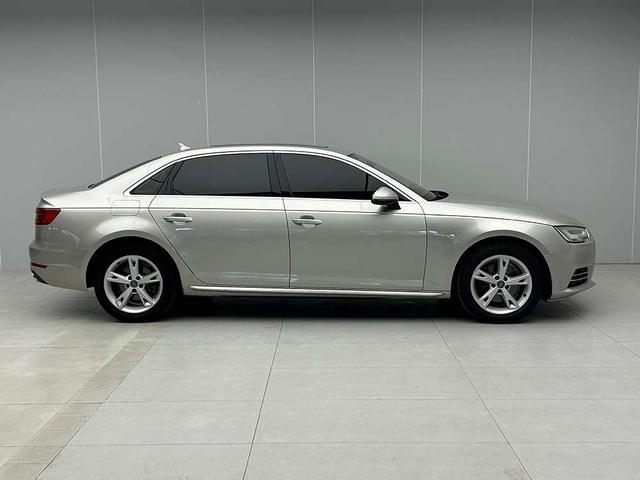 Audi A4 2017 thumb 3