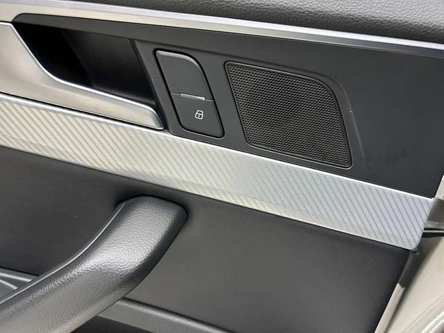 Audi A4 2017 thumb 5