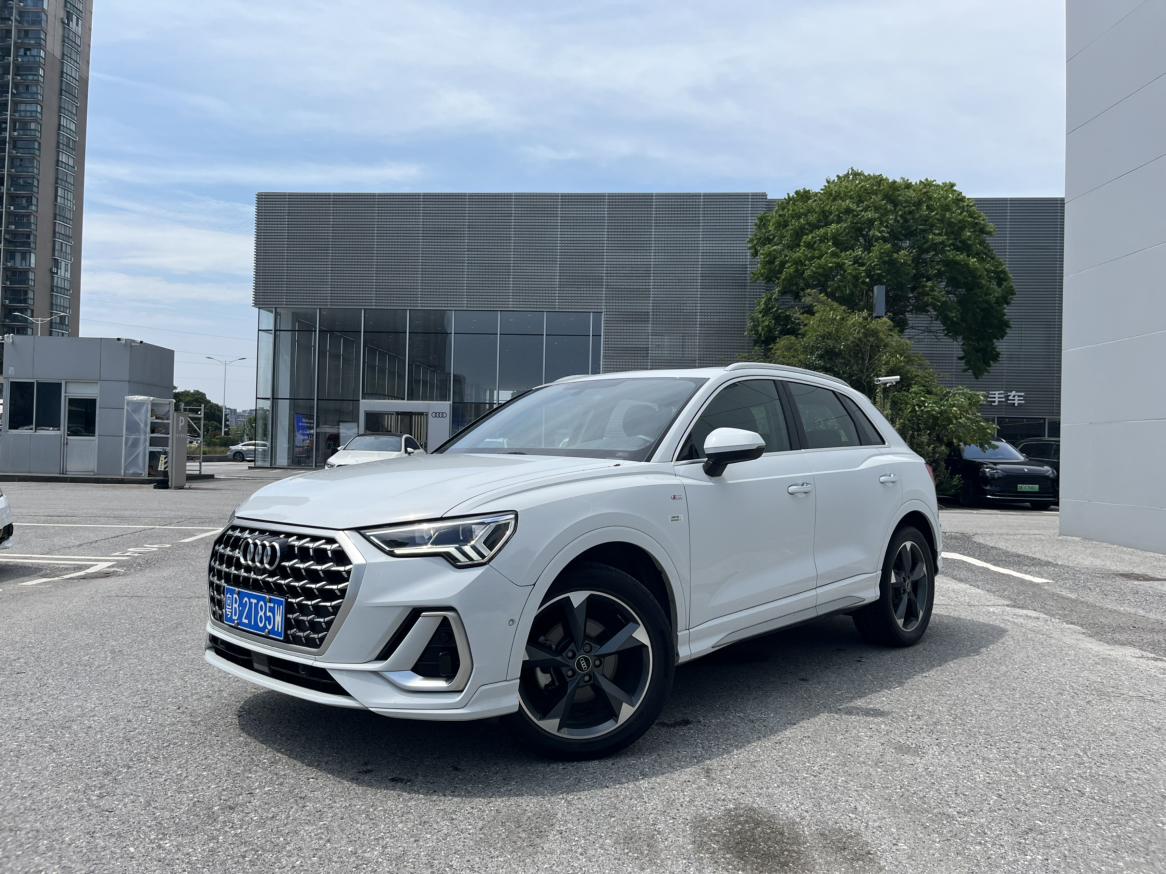 Audi Q3 2024 thumb 12