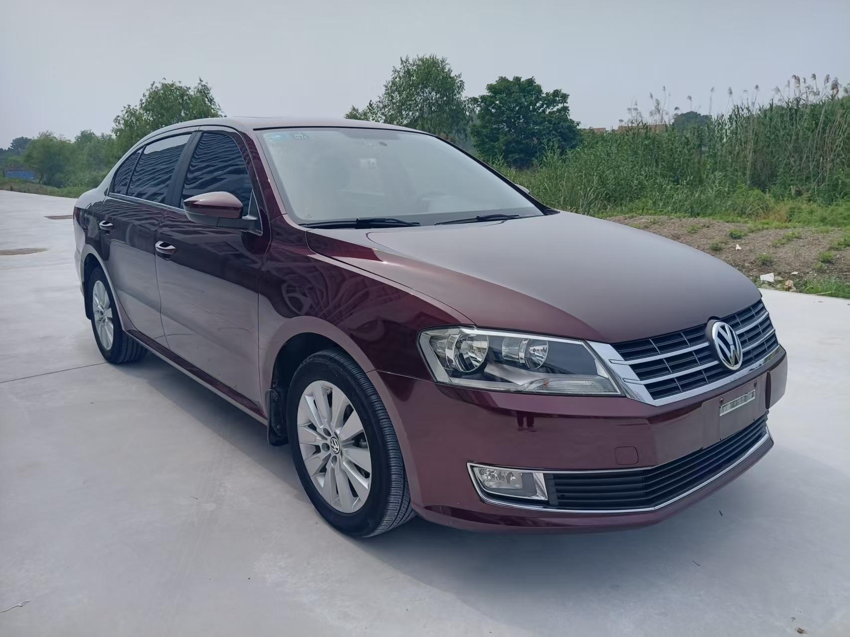 Volkswagen Lavida XR 2013 thumb 10