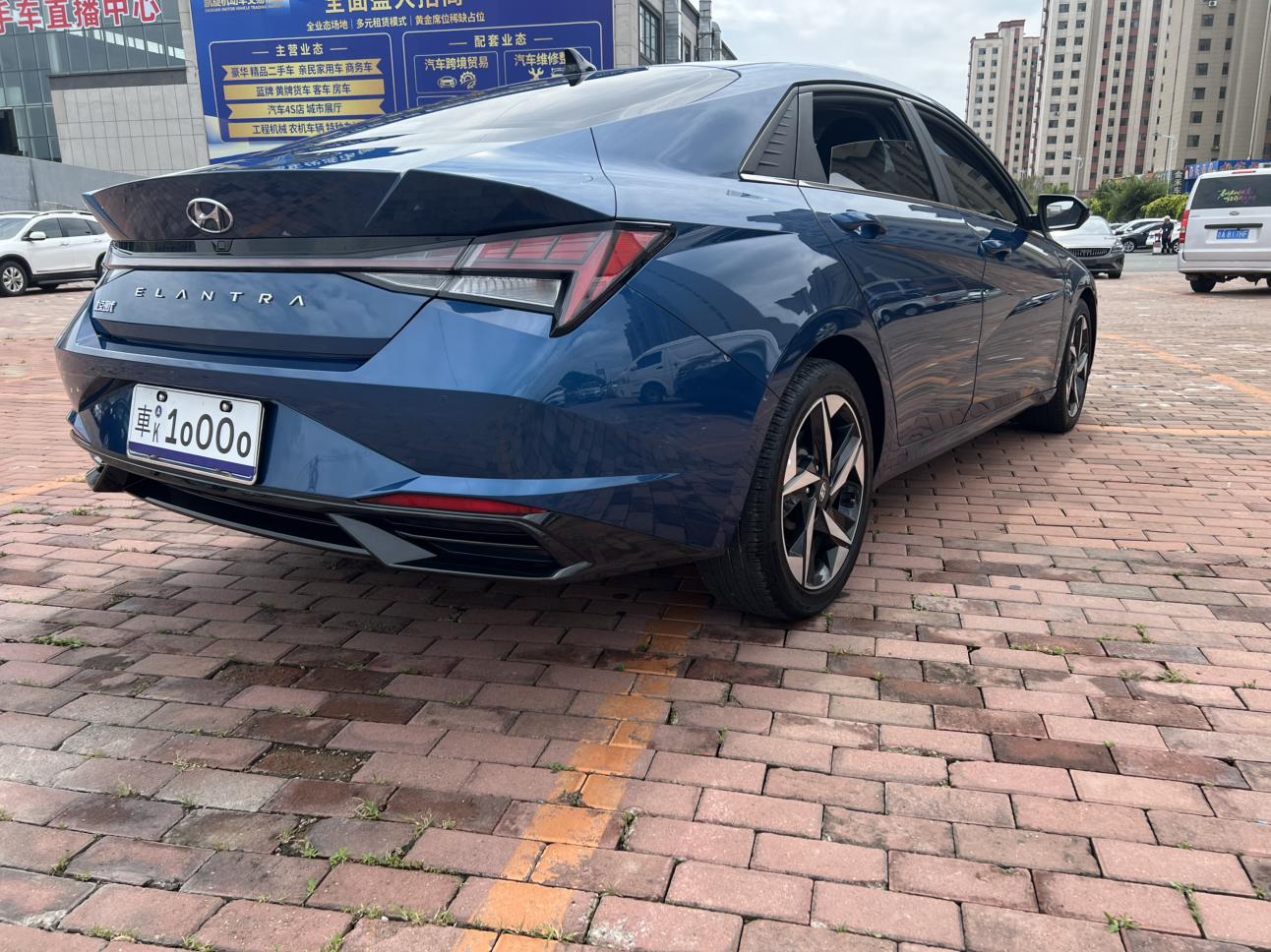 Hyundai Elantra 2022 thumb 4