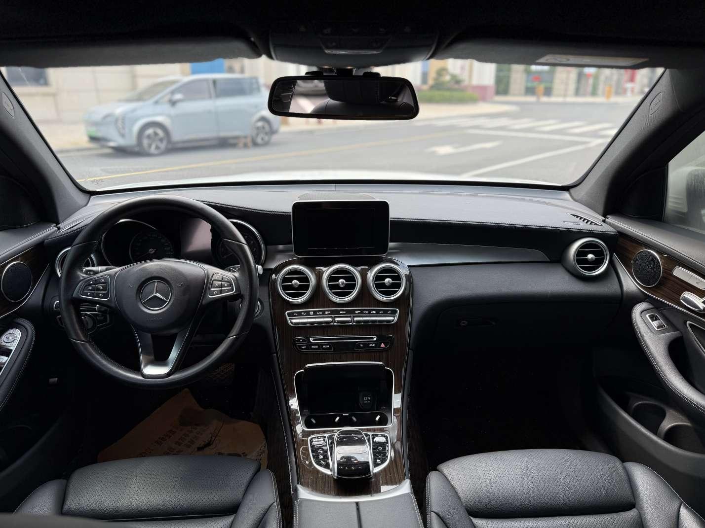 Mercedes-Benz GLC 2019 thumb 6