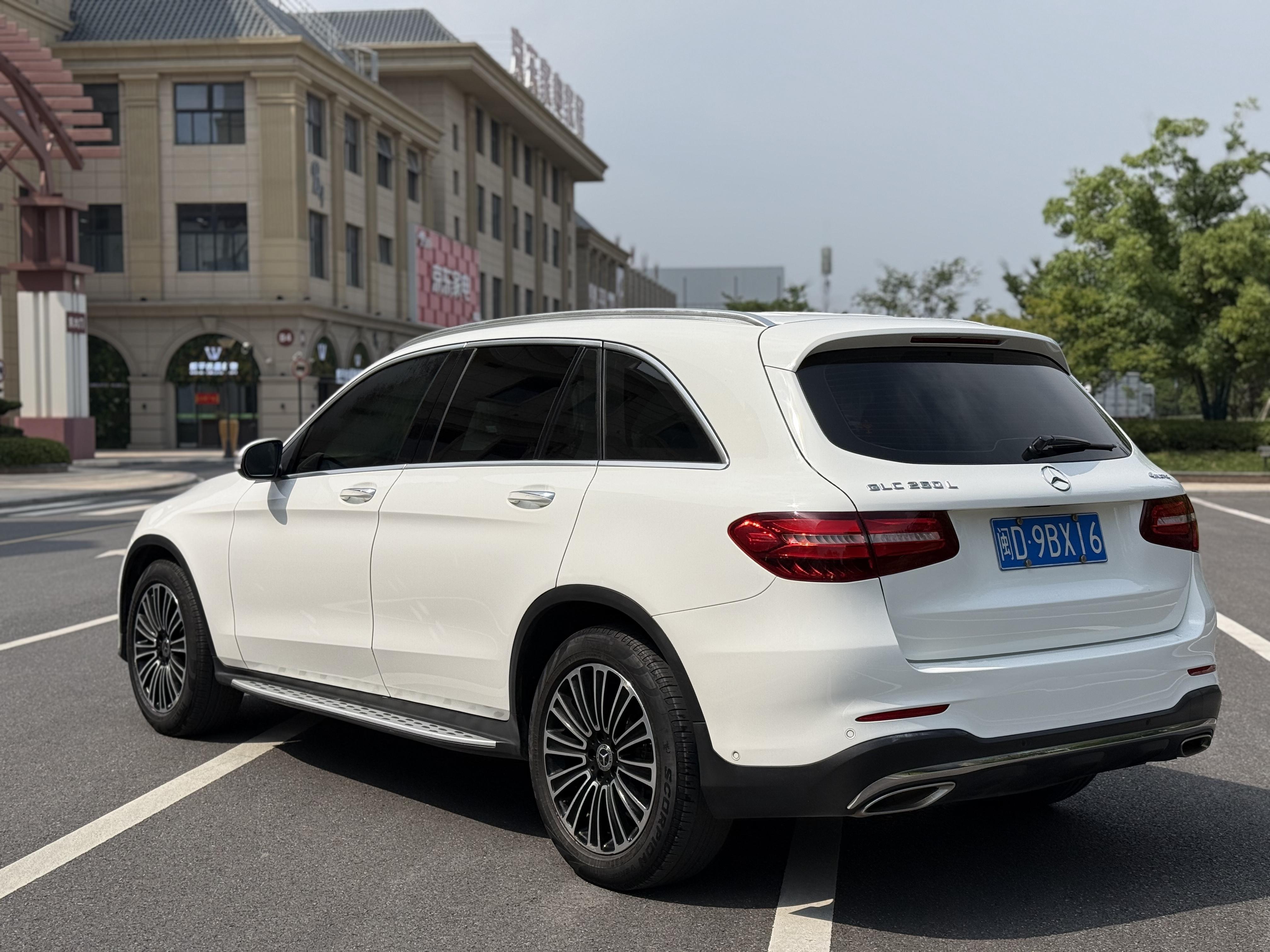 Mercedes-Benz GLC 2019 thumb 12