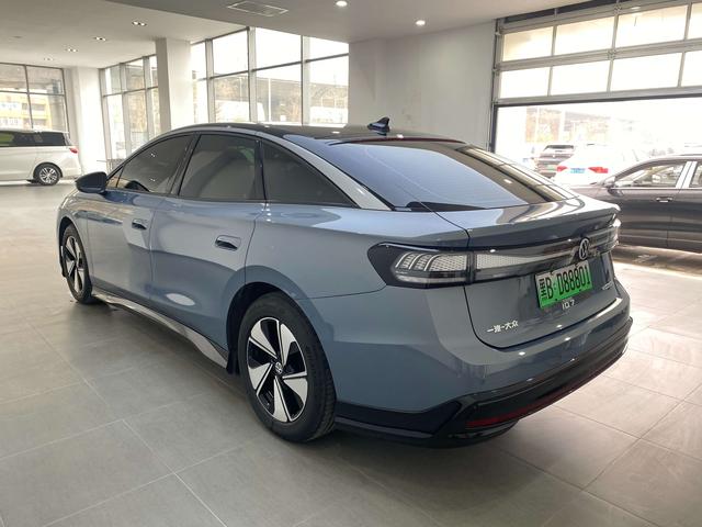 Volkswagen ID.7 2024 thumb 11