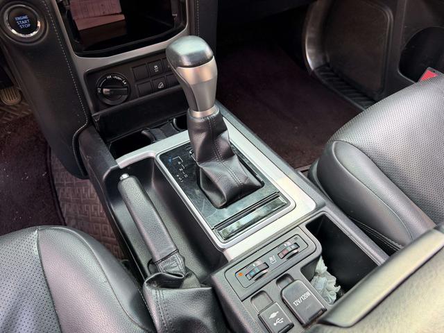 Toyota Land Cruiser Prado 2019 thumb 7