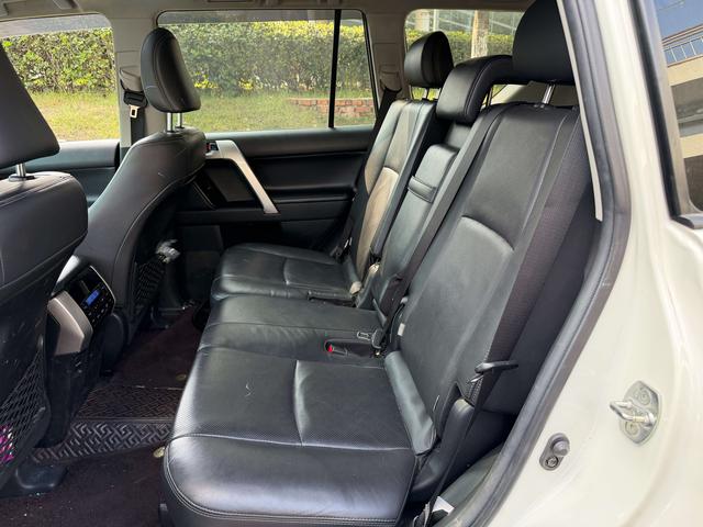 Toyota Land Cruiser Prado 2019 thumb 10