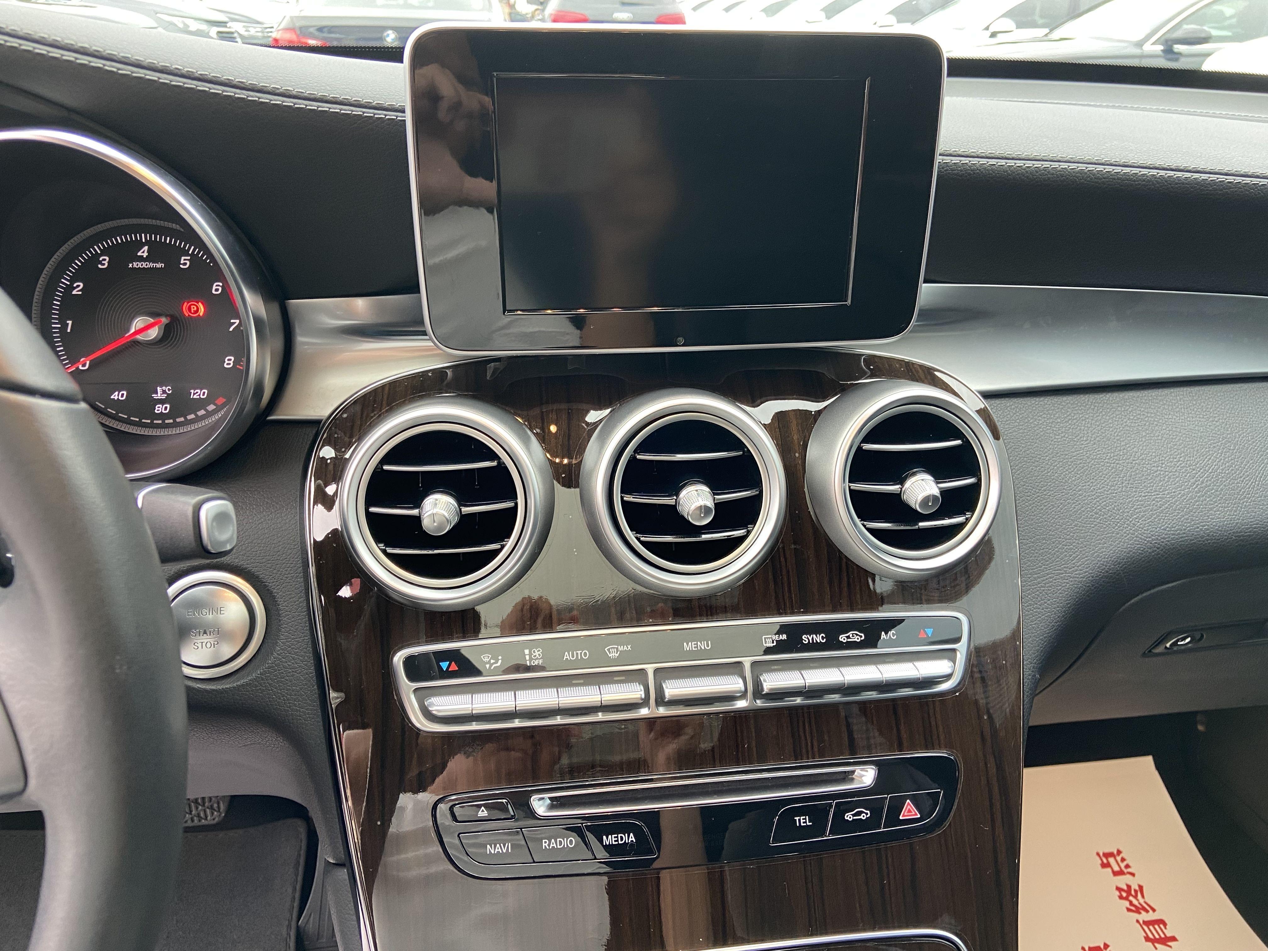 Mercedes-Benz GLC 2019 thumb 9