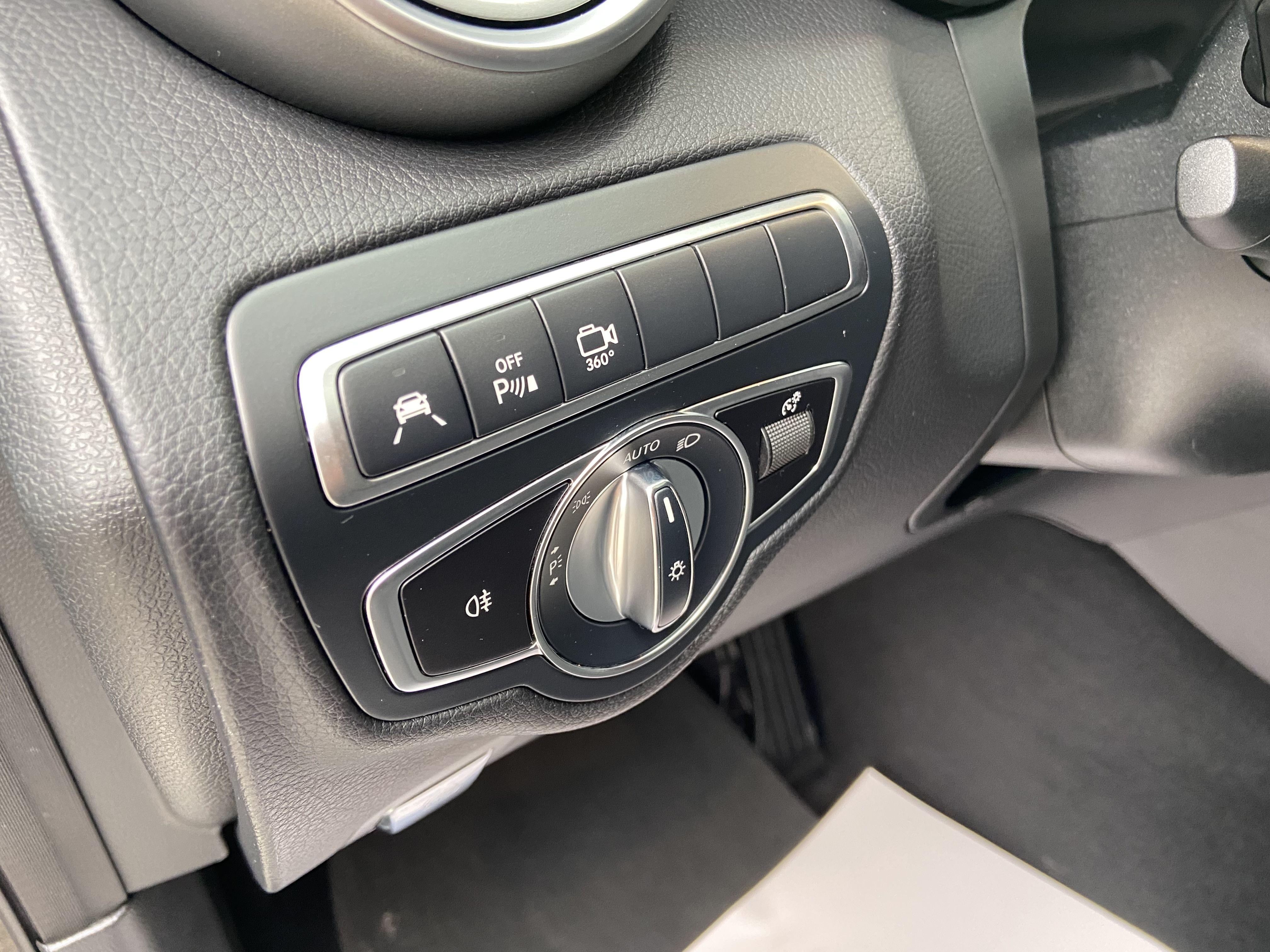 Mercedes-Benz GLC 2019 thumb 12