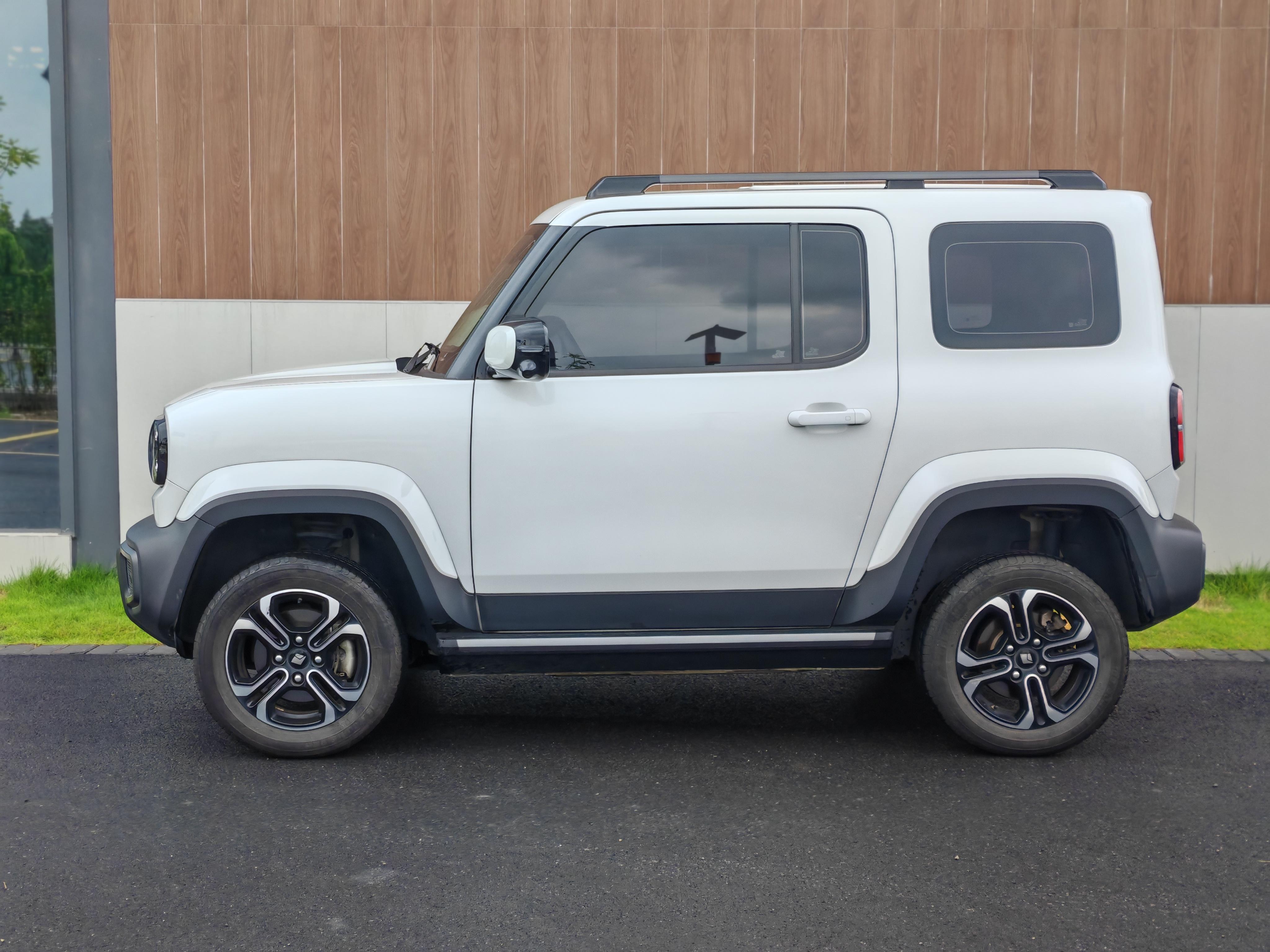 Baojun Yue Ye 2023 thumb 2