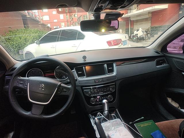 Peugeot 508 2015 thumb 8