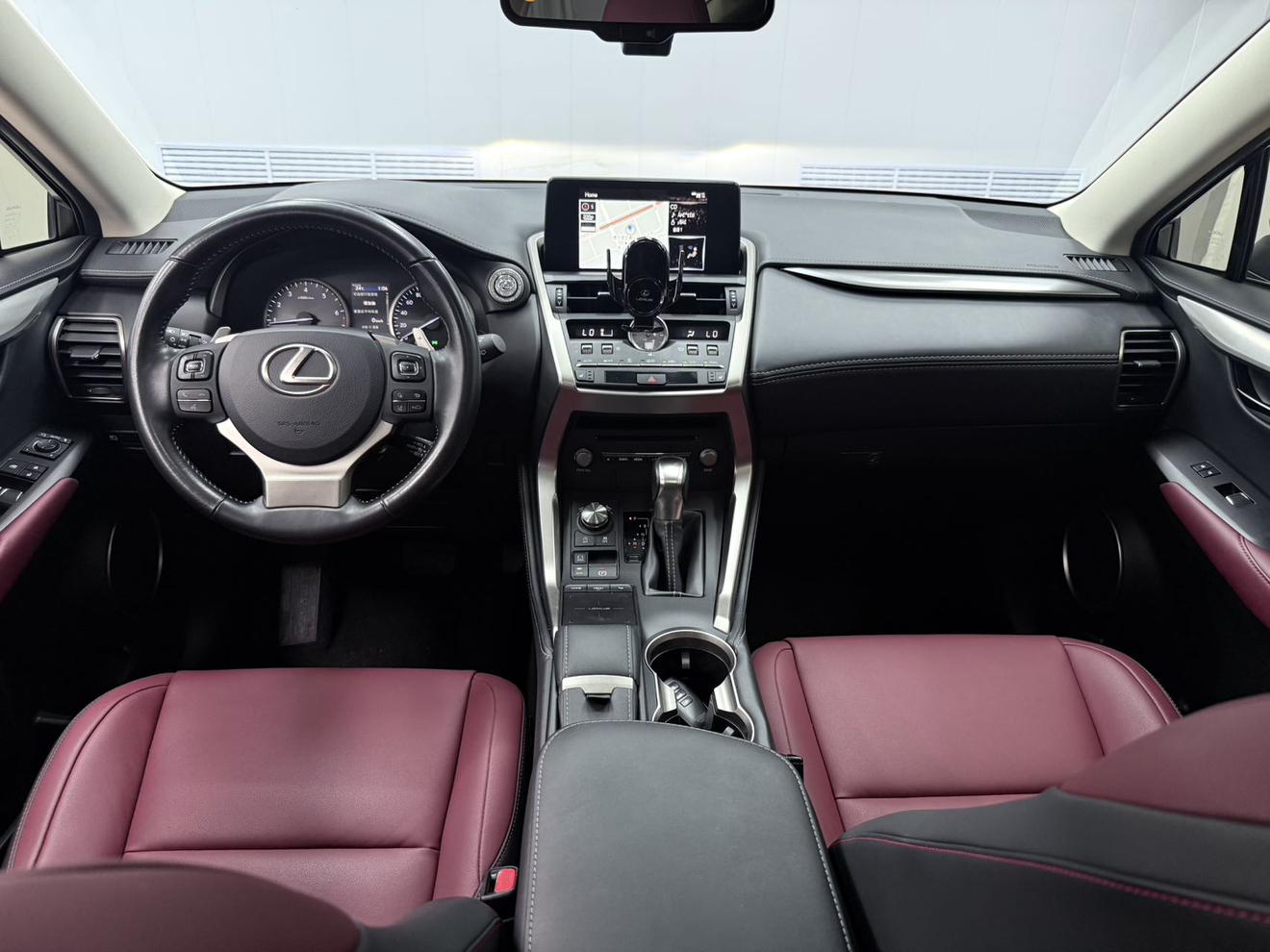 Lexus NX 2020 thumb 6