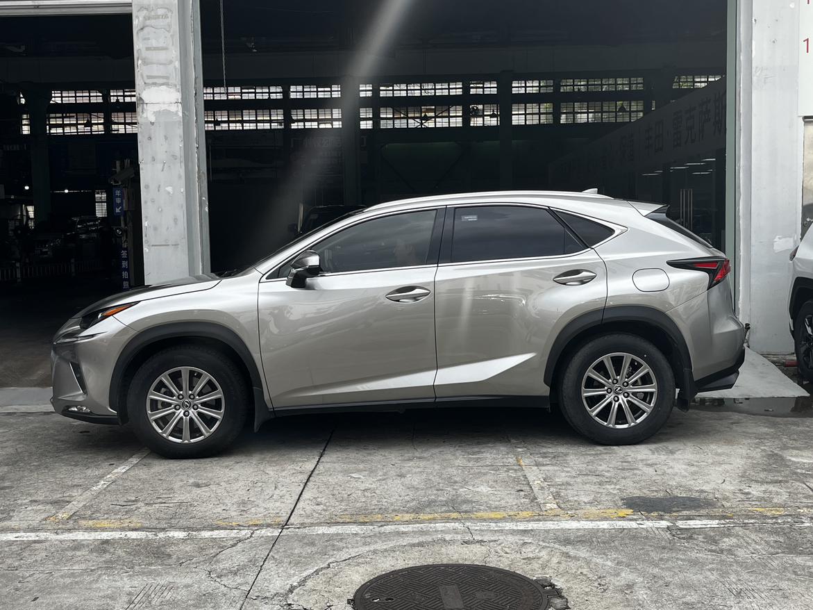 Lexus NX 2018 thumb 2