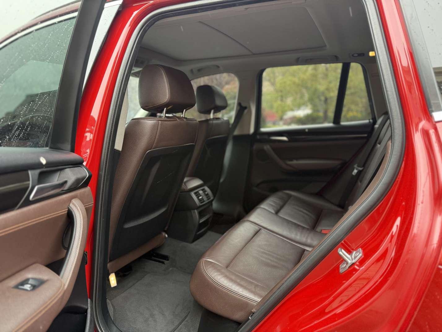 BMW X3 2014 thumb 8