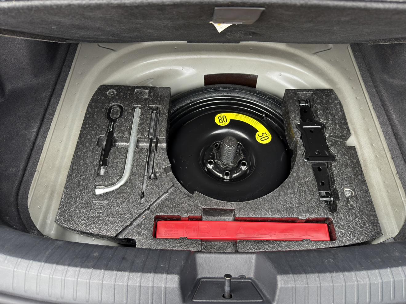 Volkswagen Sagitar 2023 thumb 8