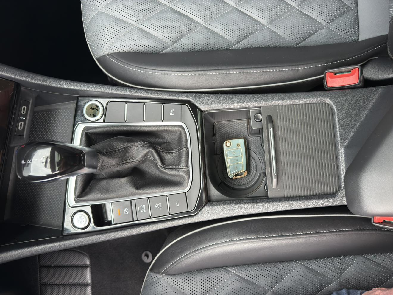 Volkswagen Sagitar 2023 thumb 12