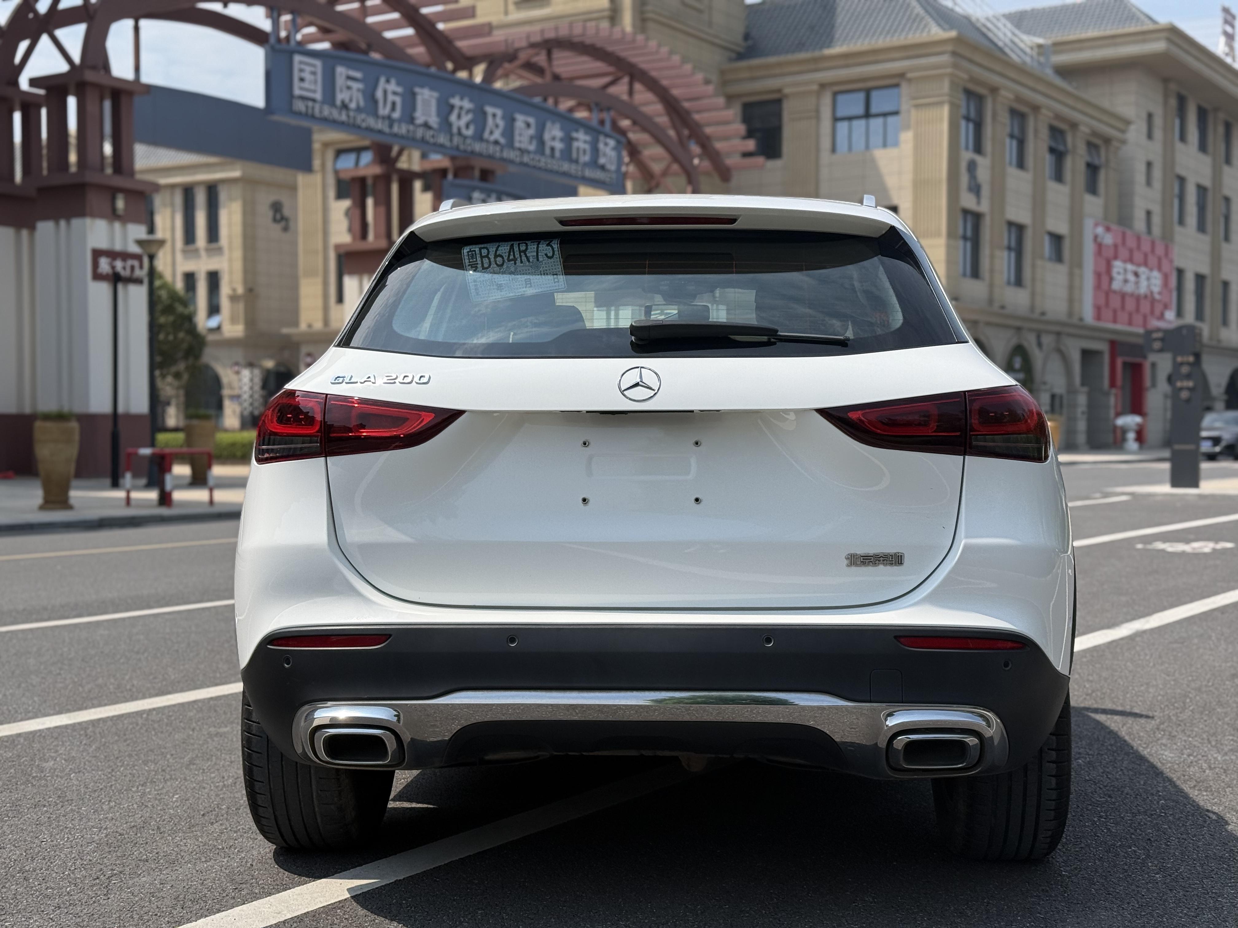 Mercedes-Benz GLA 2020 thumb 3