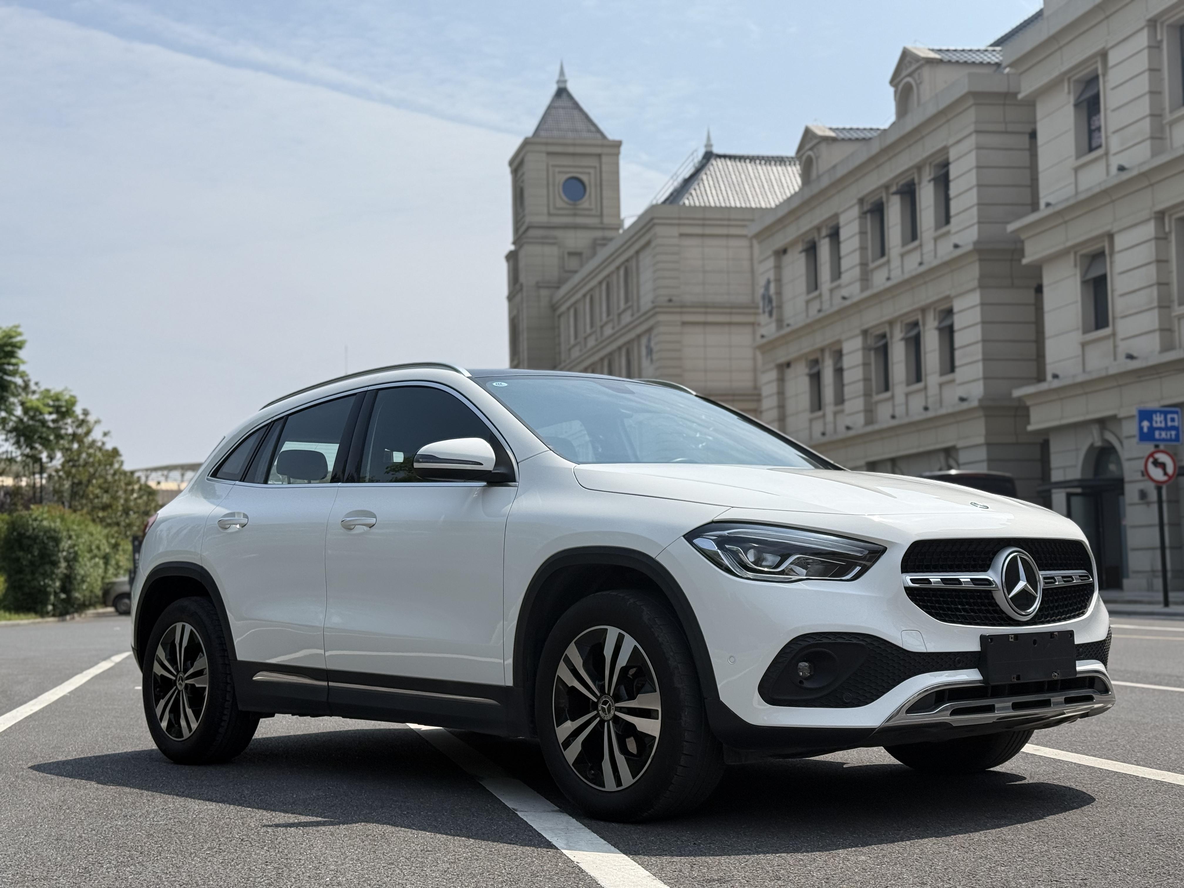 Mercedes-Benz GLA 2020 thumb 11