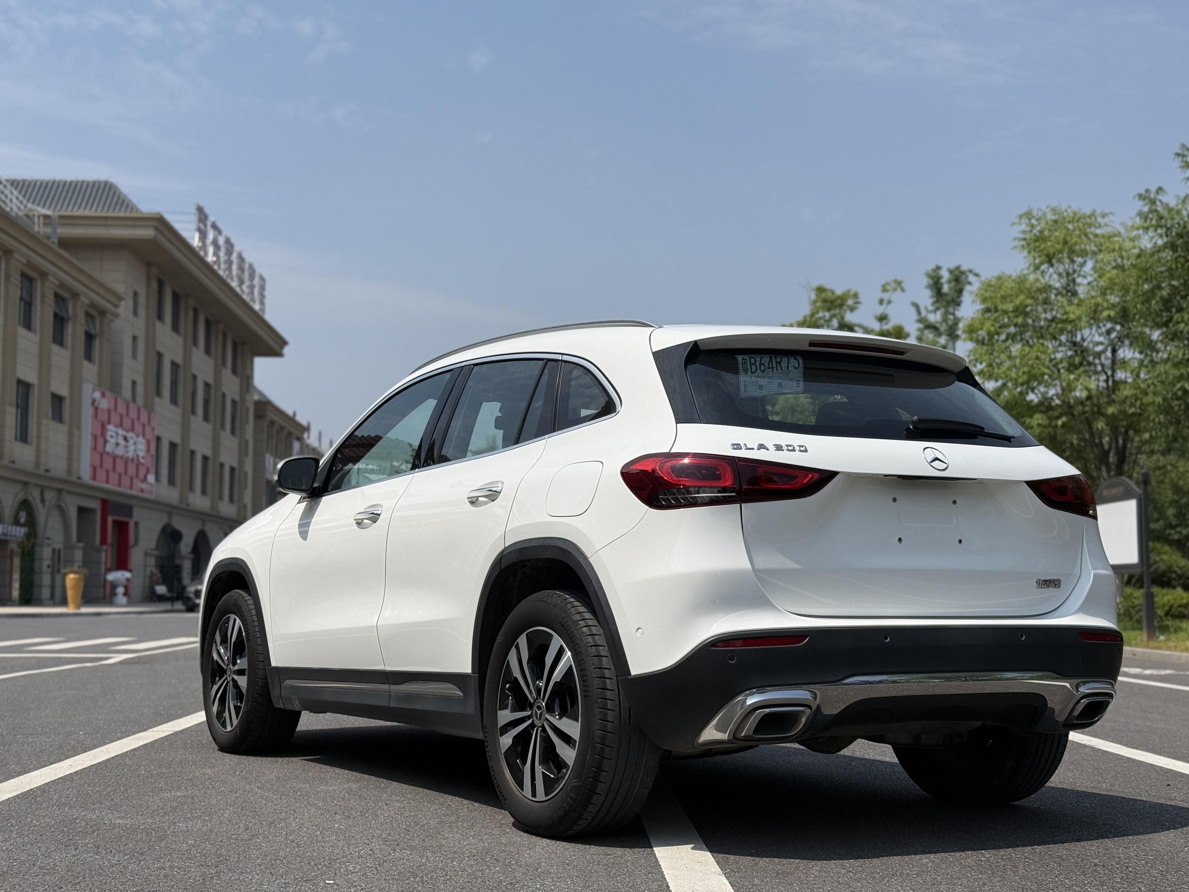 Mercedes-Benz GLA 2020 thumb 12