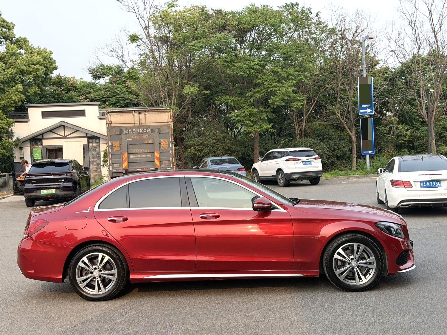 Mercedes-Benz C-Класс 2017 thumb 12