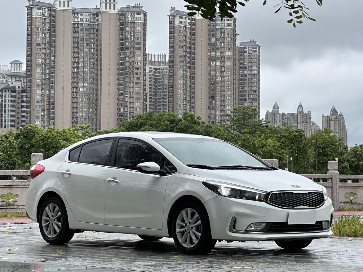 Kia K3 2016 thumb 10