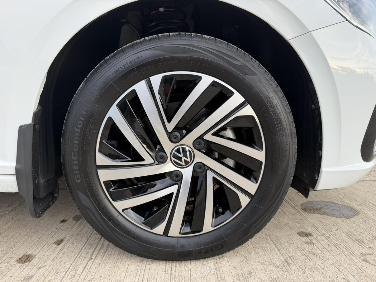 Volkswagen Lavida XR 2023 thumb 6