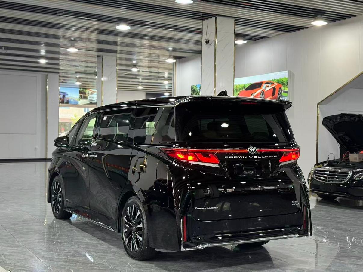 Toyota Vellfire 2024 thumb 2