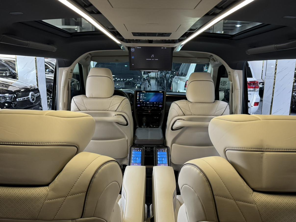 Toyota Vellfire 2024 thumb 8