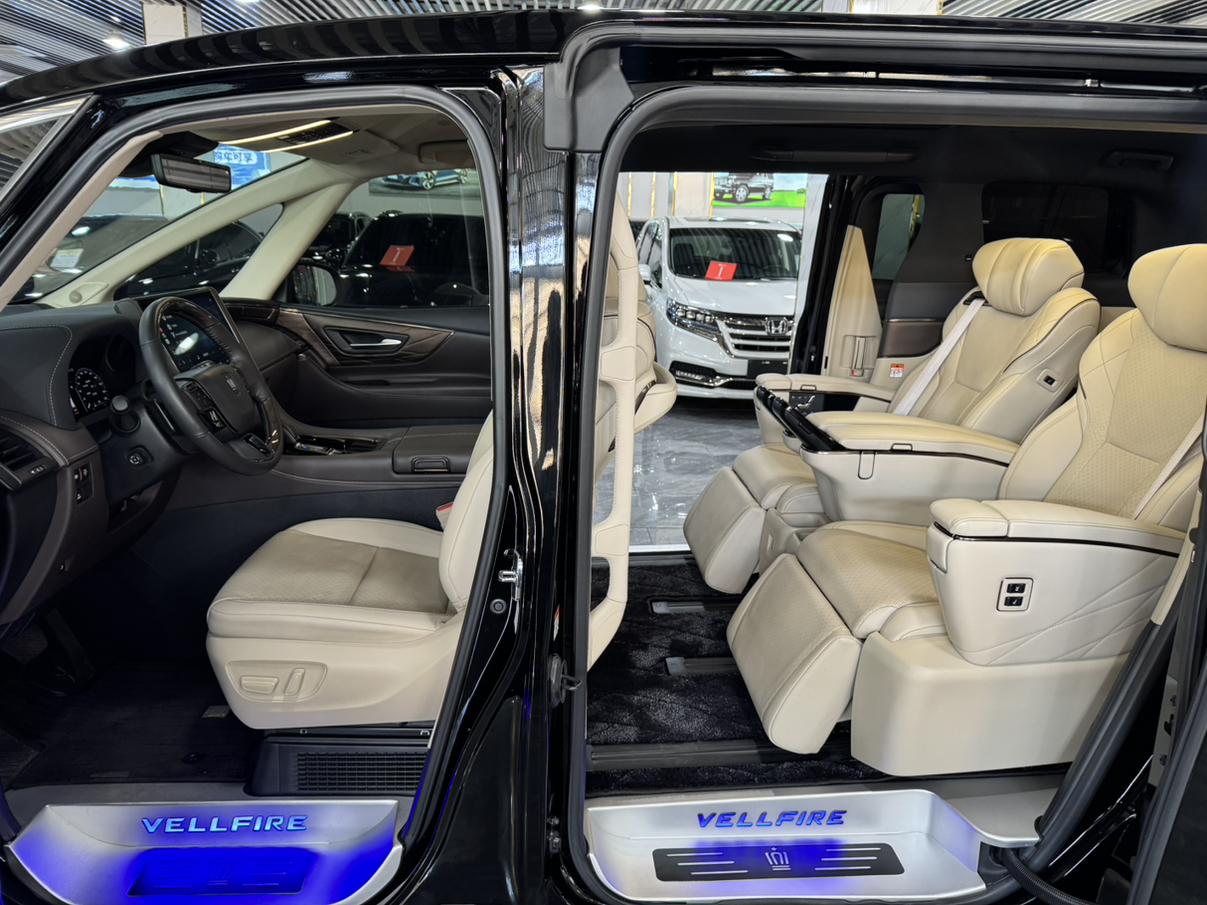 Toyota Vellfire 2024 thumb 11